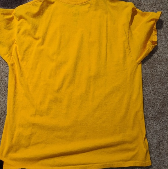 Oversized Yellow Zumiez Tee - Picture 2 of 3